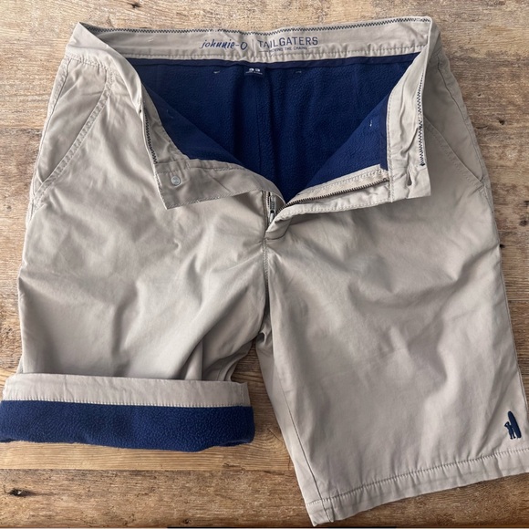 JOHNNIE-O Men’s Khaki Tailgater Shorts size 33 - Picture 4 of 4